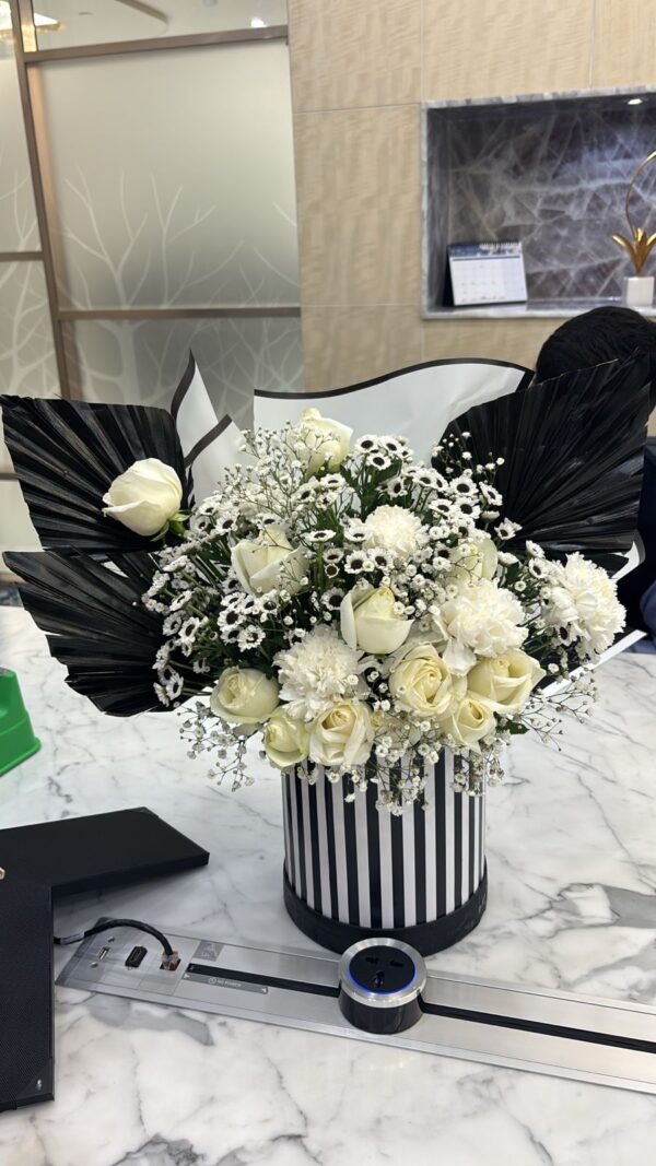 Red Rose - Image 11